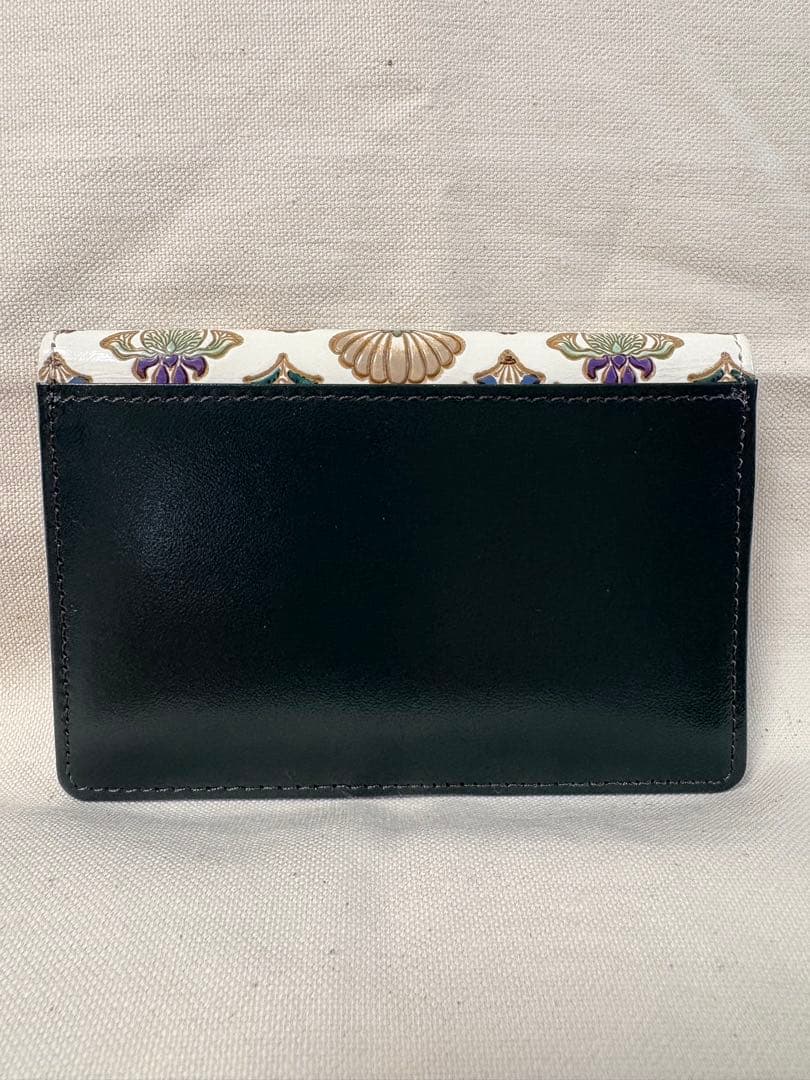 新品未使用品【文庫屋大関】となりのトトロ パスカードホルダー