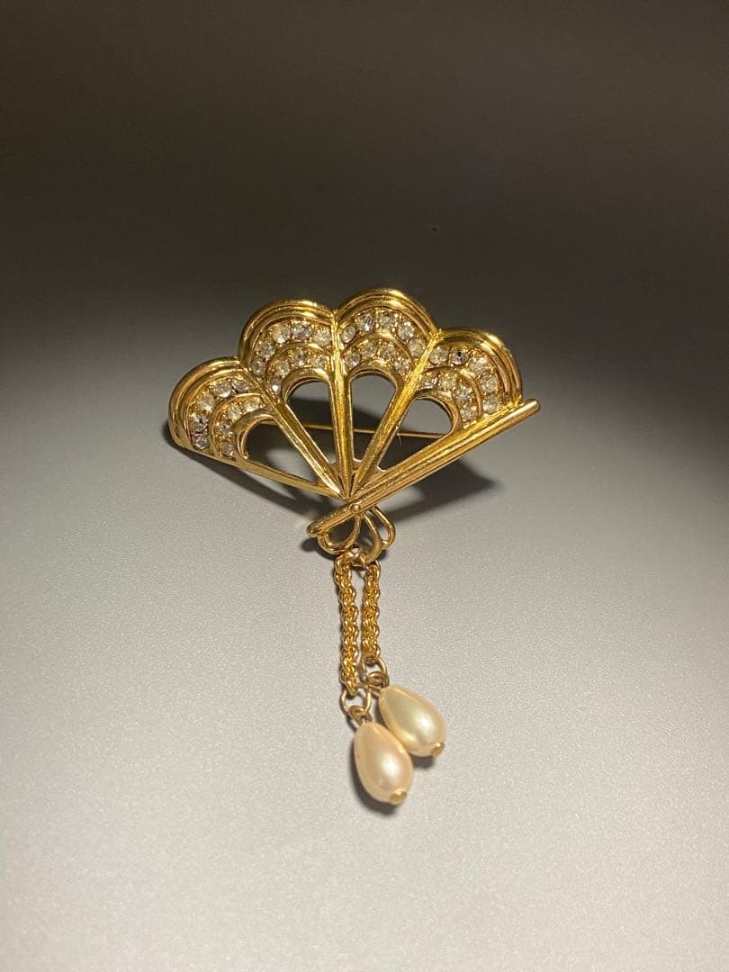 lotuscloud 2486⭐️TRIFARI トリファリ ブローチ ビンテージ