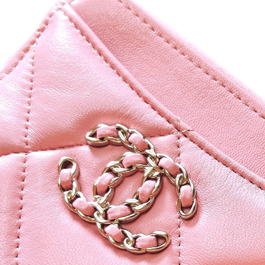 【未使用】CHANEL マトラッセ ピンク ラムスキン ケース ココマーク
