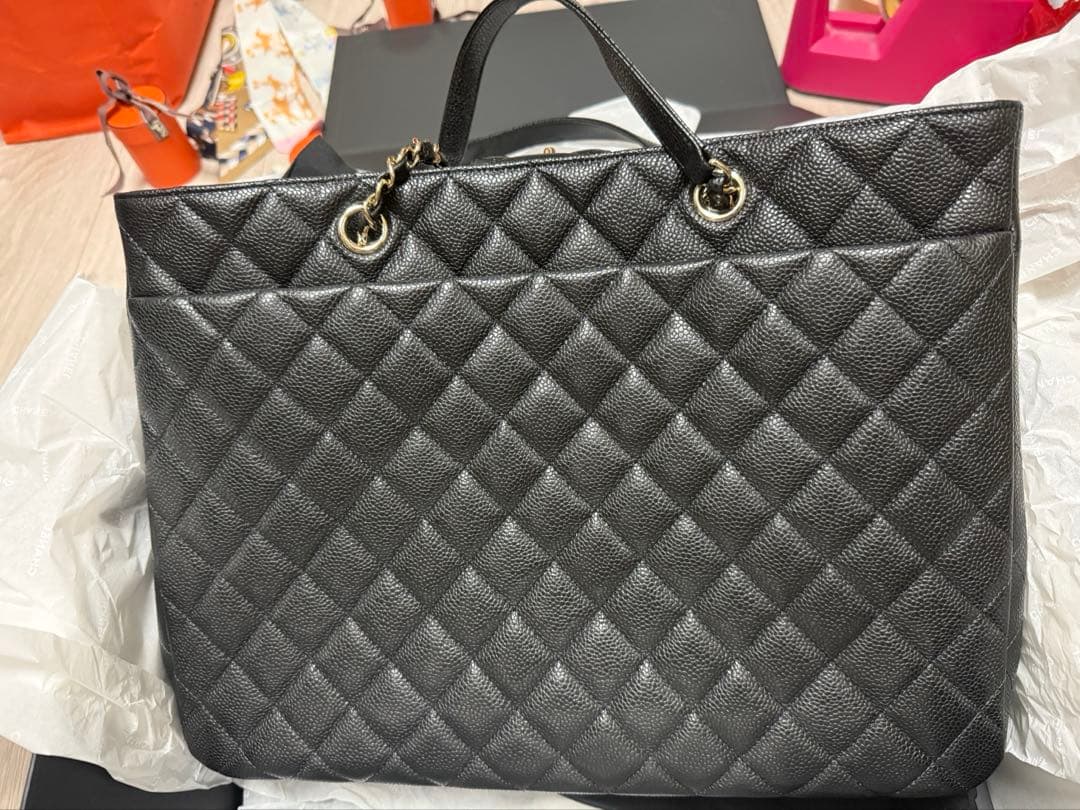 Chanel ブラック キルティング トートバッグ