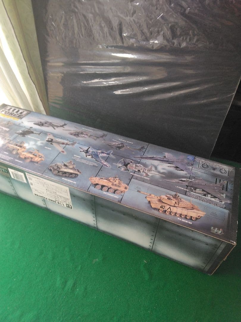 21st CENTURY TOYS 1/18 ZERO FIGHTER 零戦