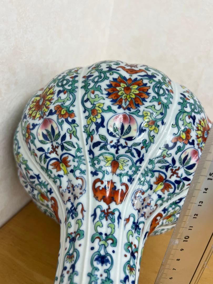 中国清乾隆年製銘斗彩八宝紋瓶官窯アンティーク唐