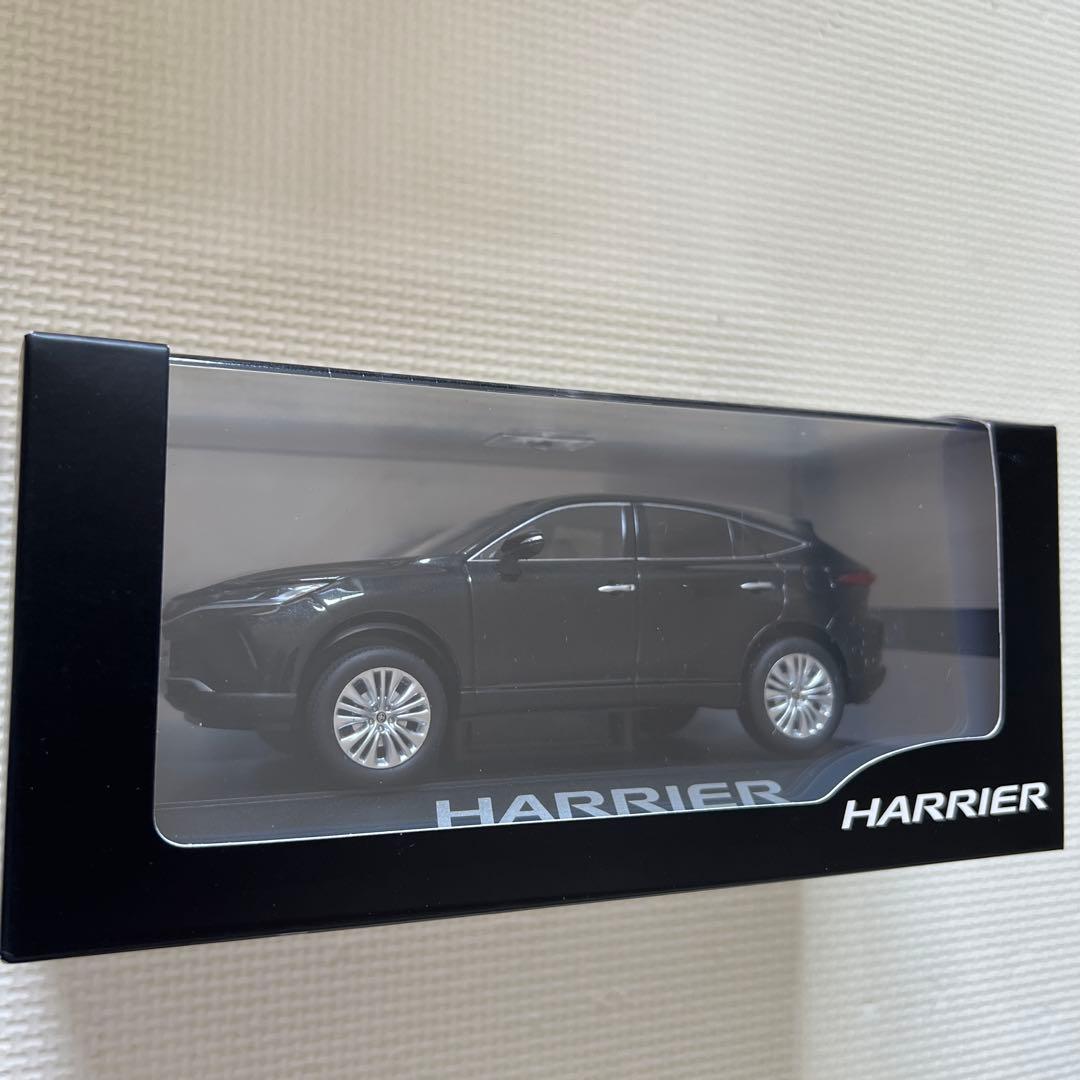 HARRIER ハリアー 80系 カラーサンプル ミニカー