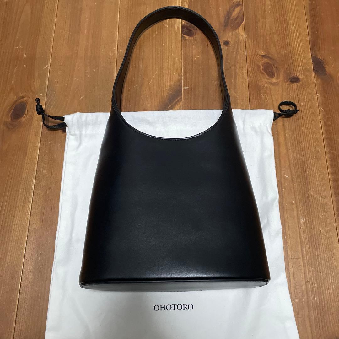 【美品】OHOTORO オオトロ Snail Bag ショルダーバッグ　ブラック