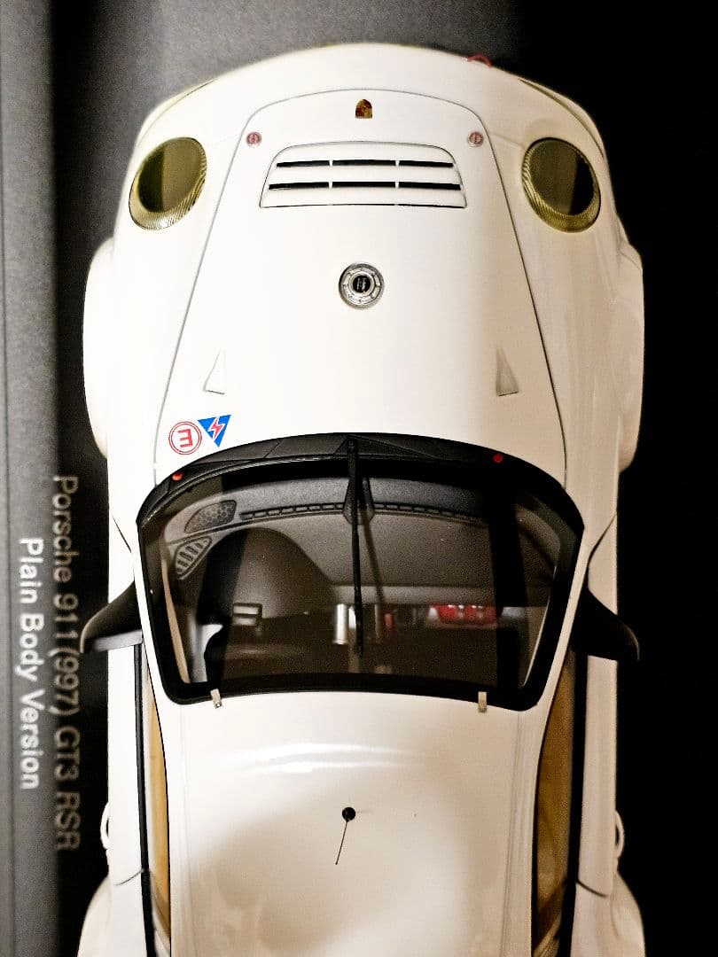 オートアート1/18ポルシェ911(997) GT3RSR 2010