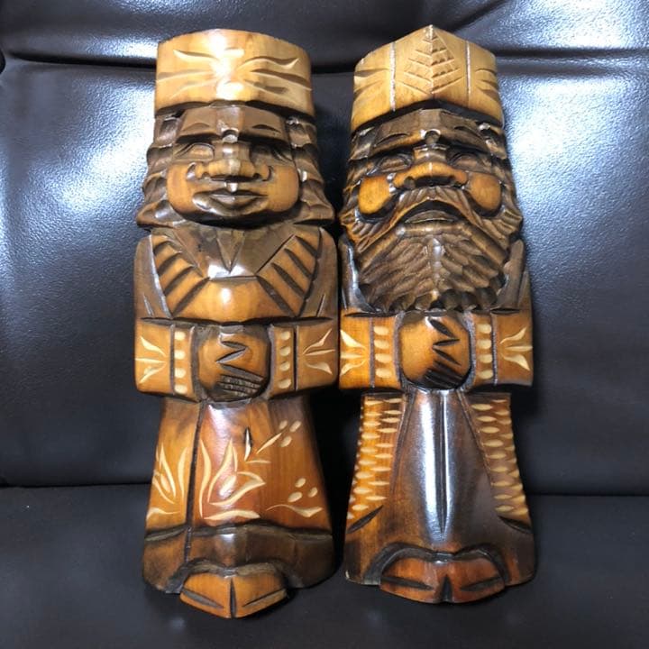 北海道 アイヌ民族 木彫り 夫婦 ニポポ 置物 - メルカリ