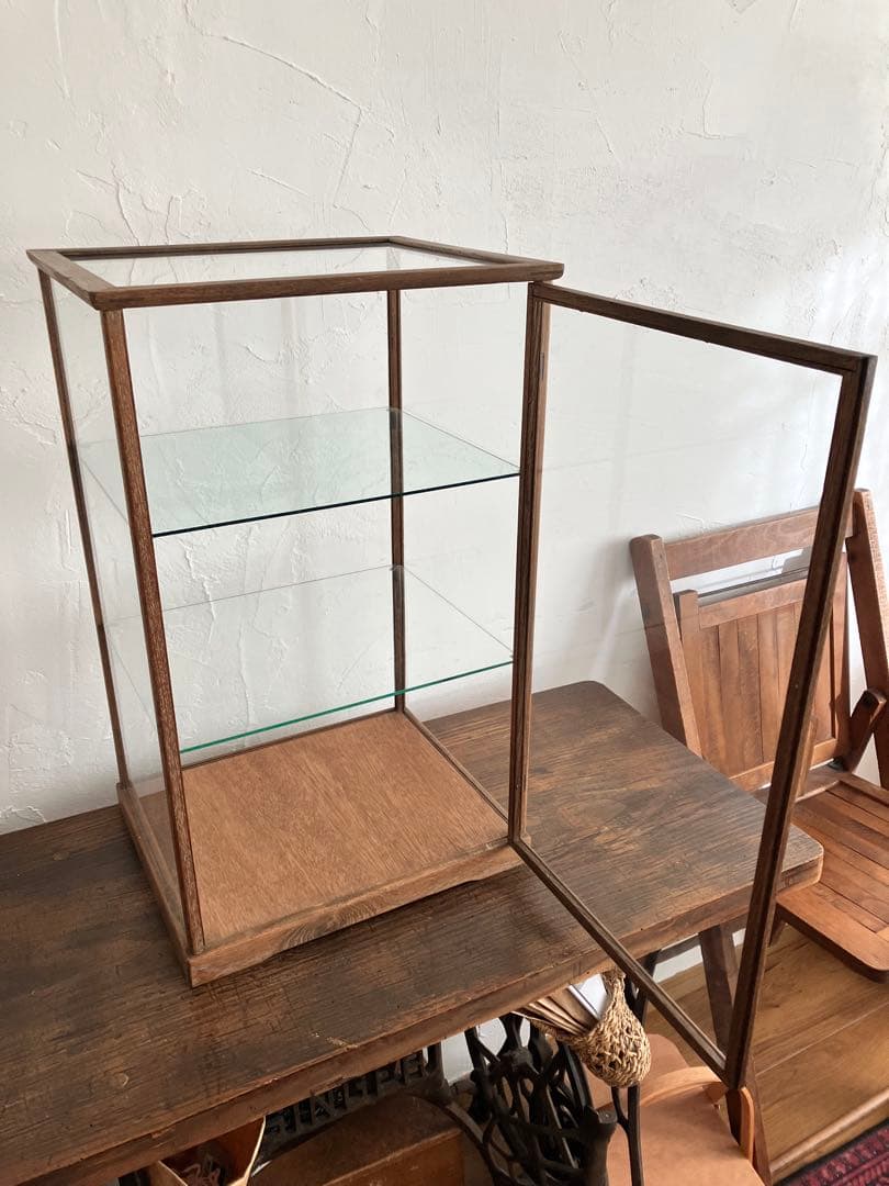 引取限定】古い木枠のガラスケース 3段ショーケース 木製コレクション