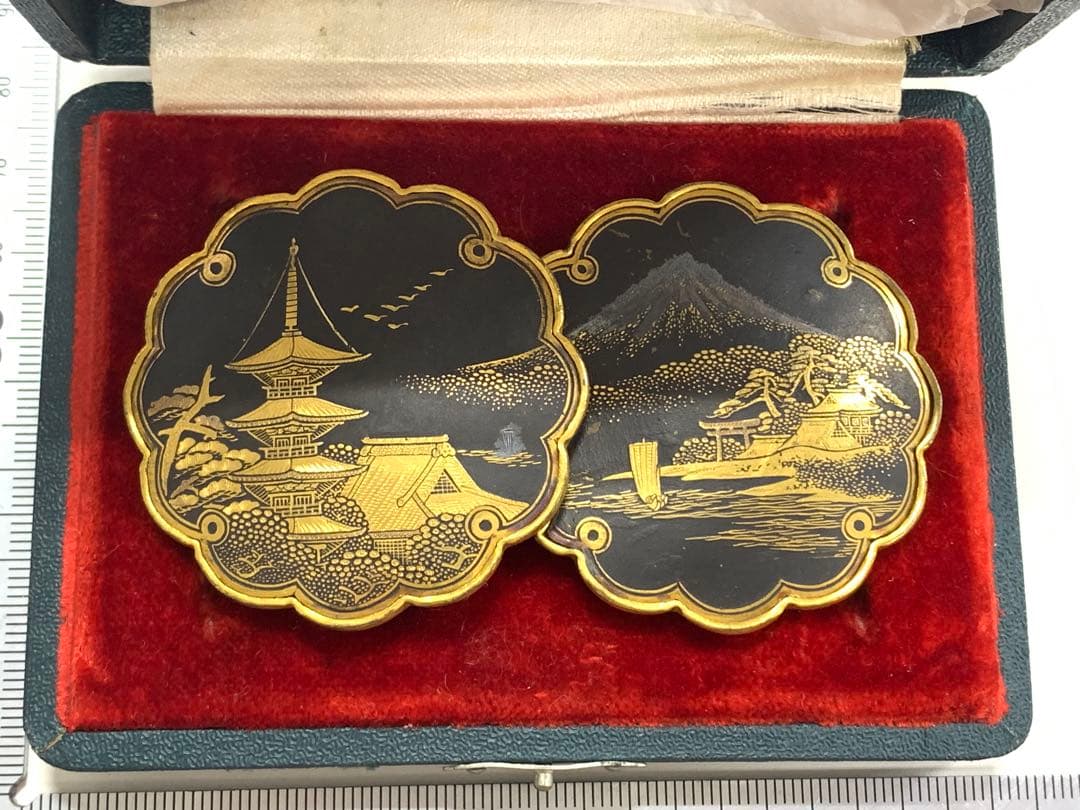 金属製バックル　蒔絵　寺院　五重塔　富士山　日本風景