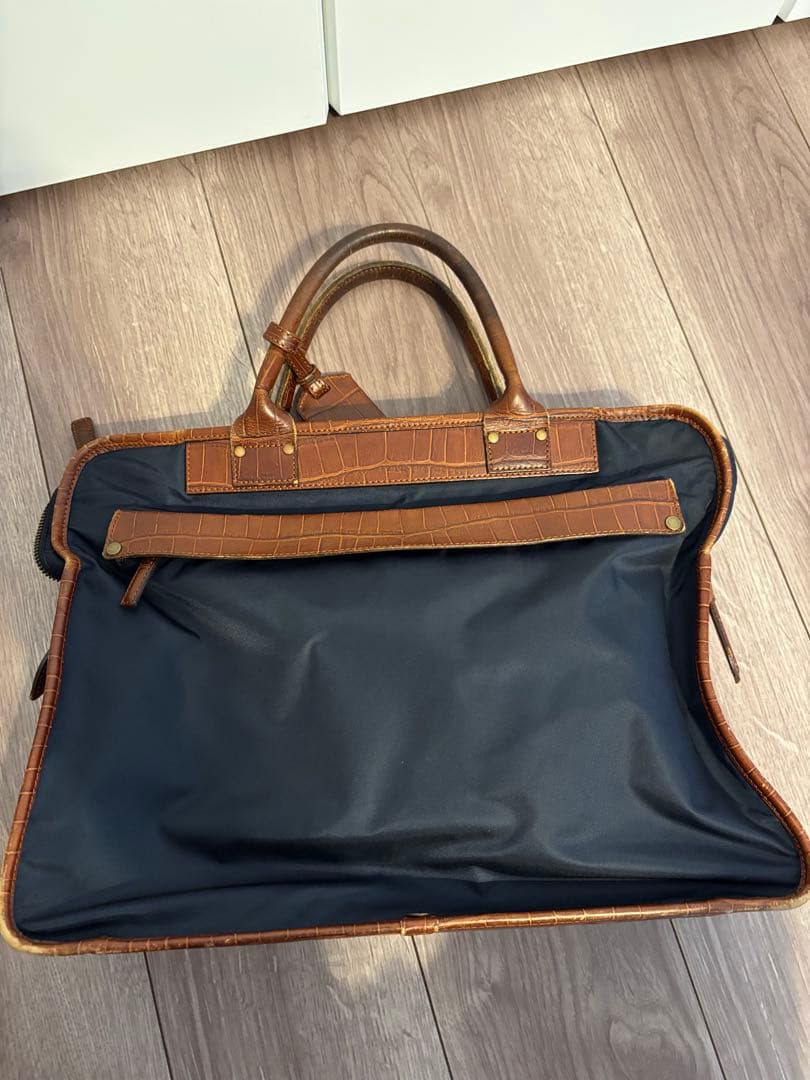 ハル！フェリージ　ビジネスバッグ　ネイビー✖️ブラウン