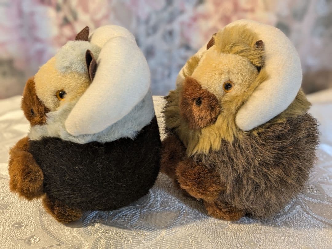 昭和レトロ　バイソンぬいぐるみ✕2 U.U.U. レア