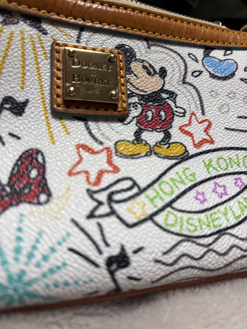 上海ディニー DisneyParksDOONEY & BOURKE
