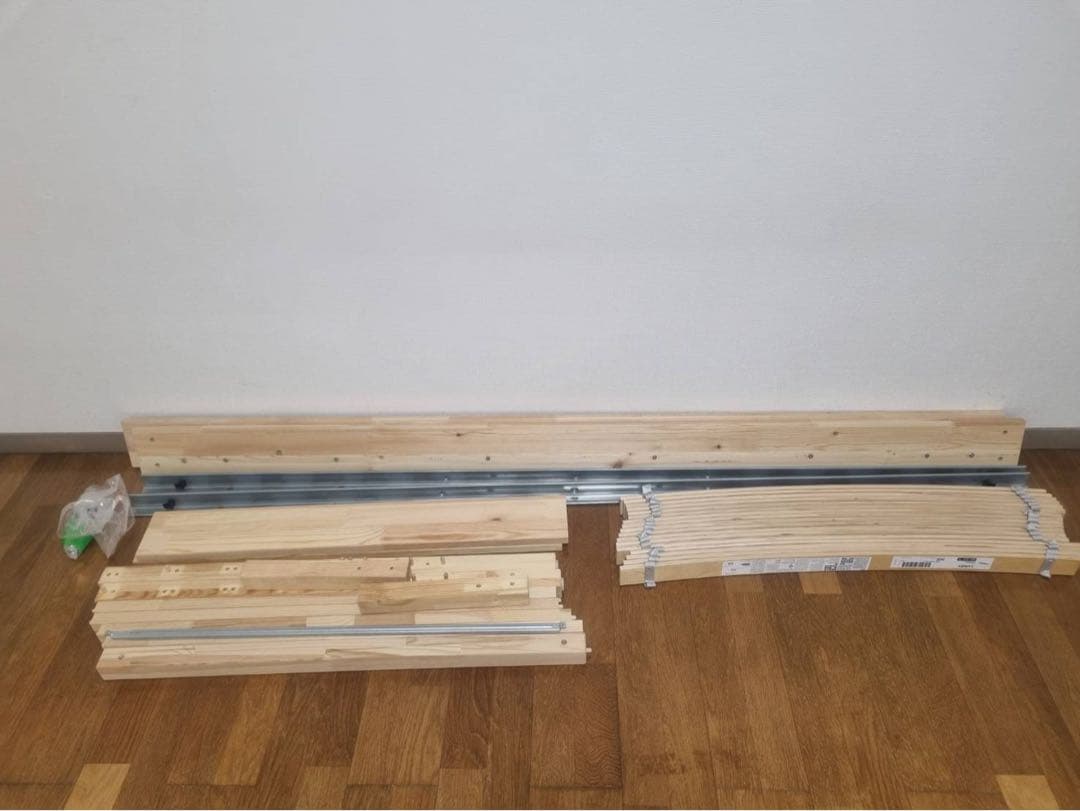 IKEA シングルベッド TARVA 別売りすのこ付き