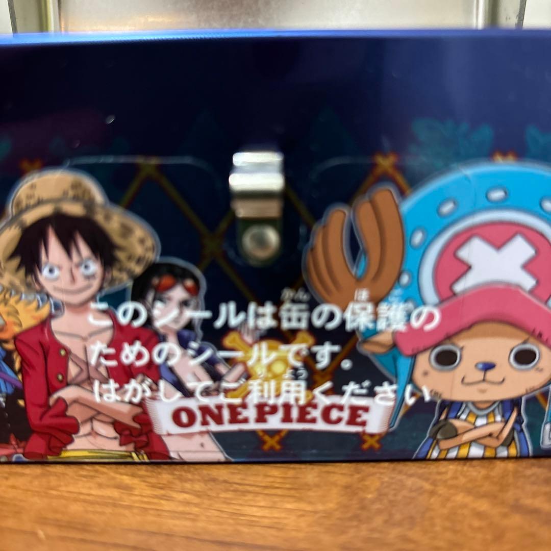 ワンピース 鍵付き貯金箱 缶 - メルカリ