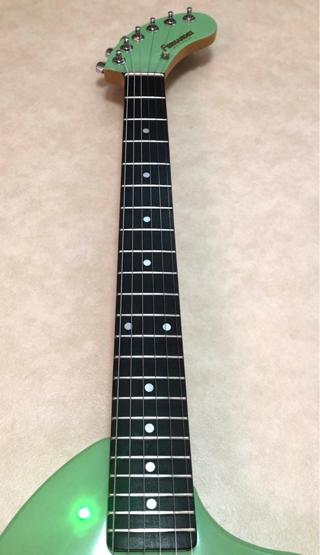 【超美品】ZO-3 ミントグリーン アンプ内蔵ミニギター 専用ケース付き！！