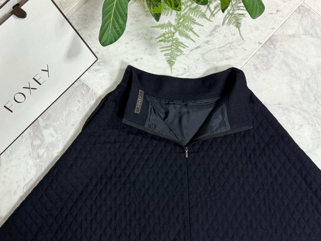 極美品★FOXEY/フォクシーフレアマトラッセ 40 ウール Aライン 別冊掲載