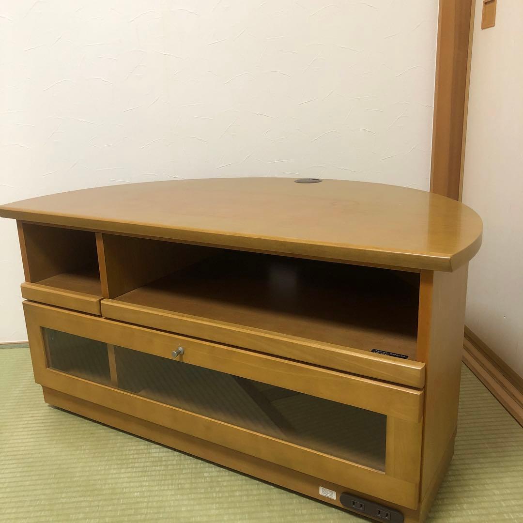 カリモク TVボード QUシリーズ 半円形 コーナー型 ガラス棚 廃盤品