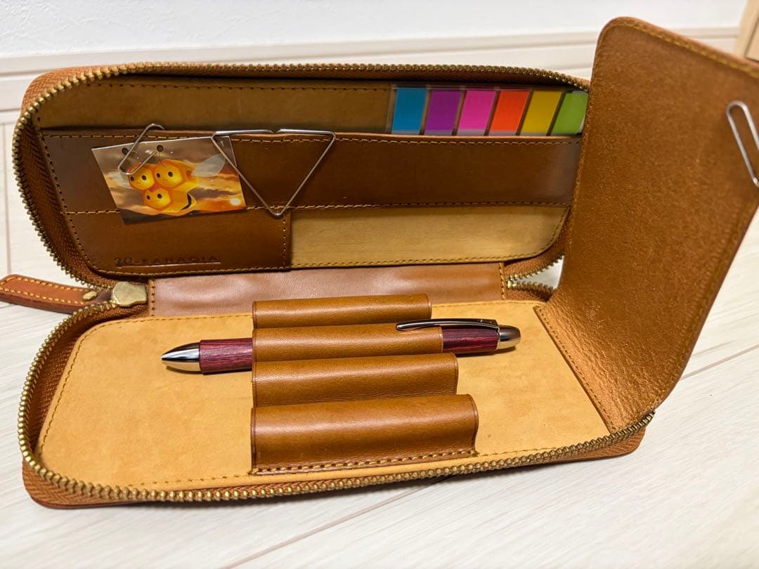 バハギア ペンケース ラウンドジップ型 こぶた工房 シャーペン