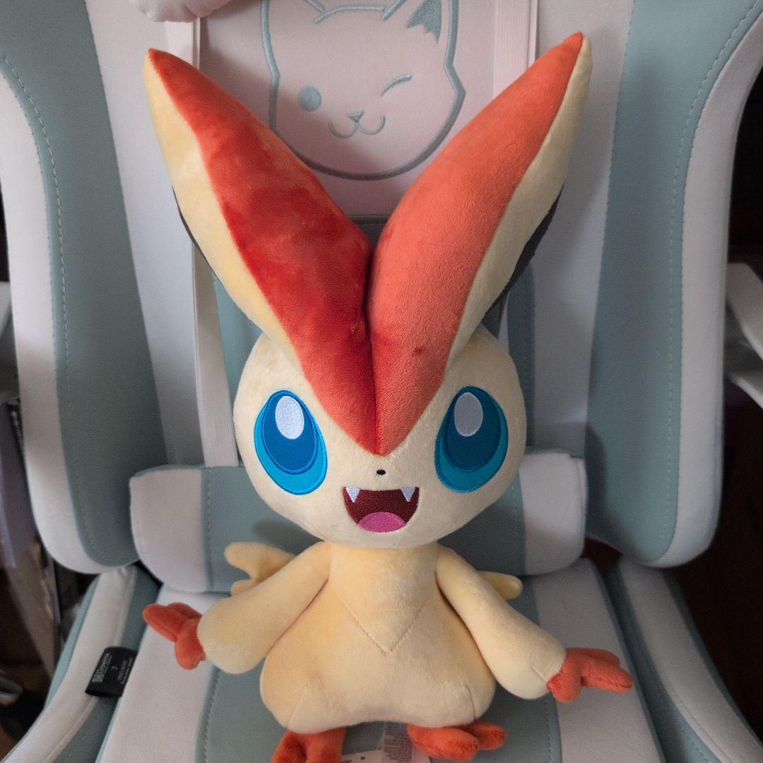 値下げ ポケモンセンタートウホク限定 等身大 ビクティニ ぬいぐるみ