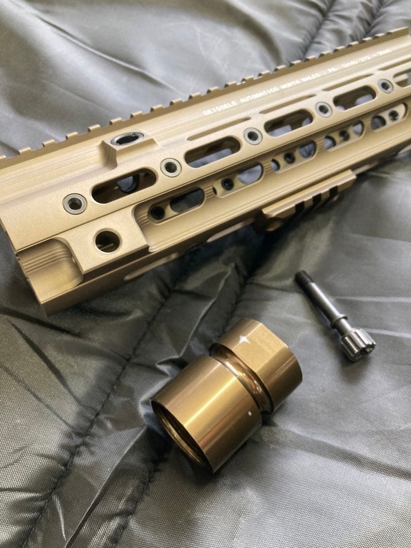 ク*ニ様 AIRSOFT ARTISAN ガイズリー SMR ハンドガード HK