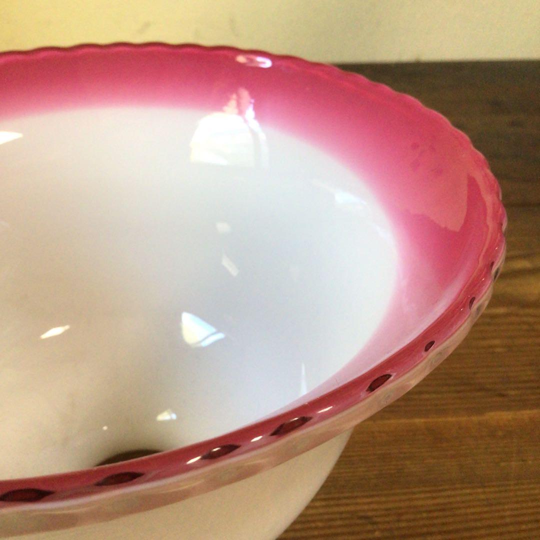No4174 手吹き 九州明治びいどろ 乳白赤縁ガラス ランプシェード 送料無料