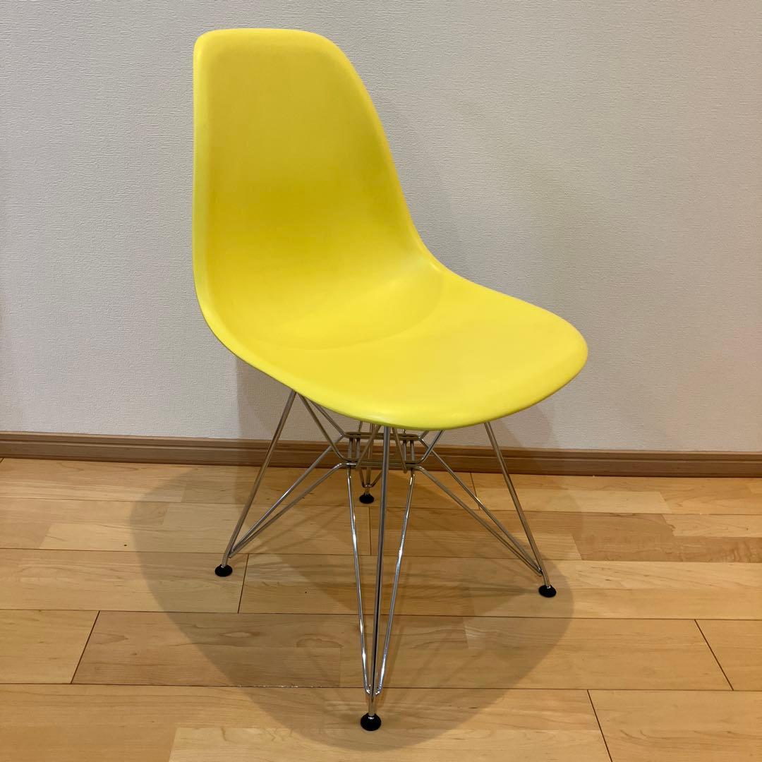 大阪市淀川区•引取限定　vitra ヴィトラ　イームズチェア イエロー