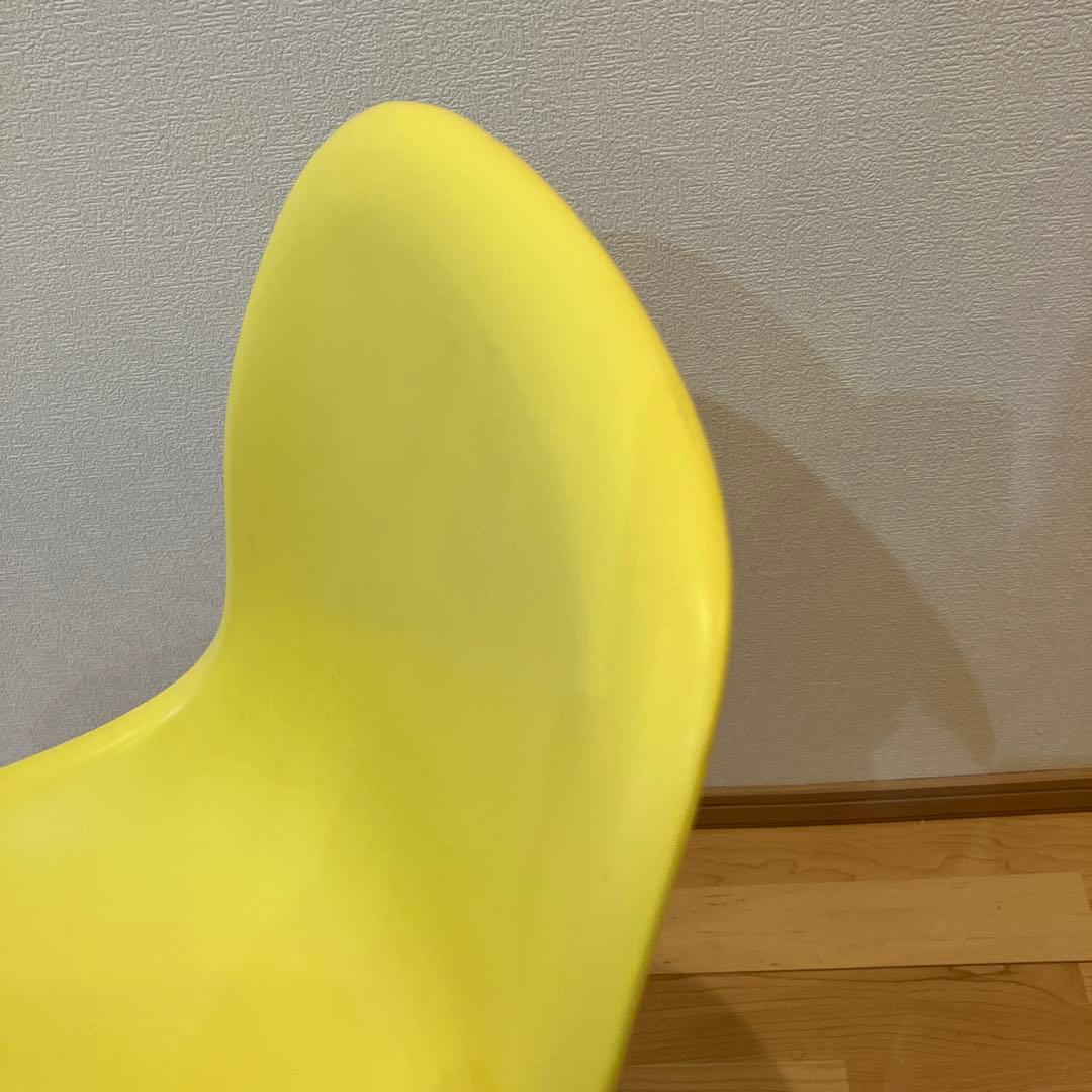 大阪市淀川区•引取限定　vitra ヴィトラ　イームズチェア イエロー