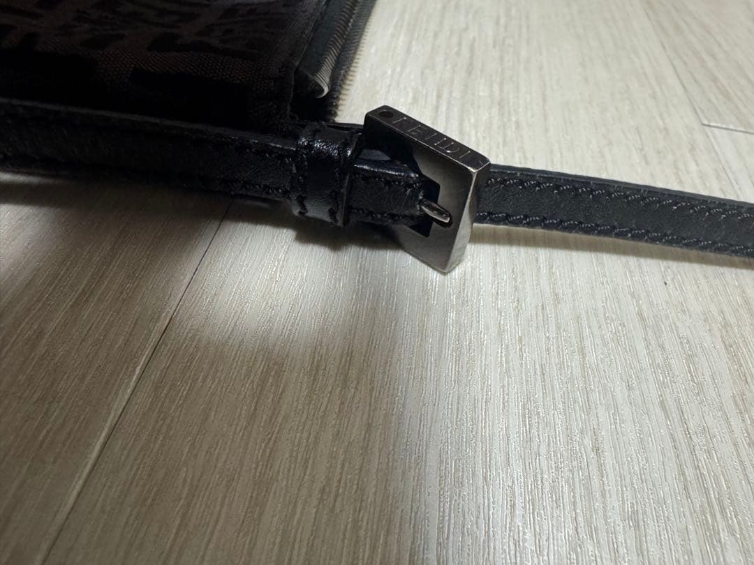 フェンディ　ショルダーバッグ ズッキーノ ズッカ柄 ブラウン