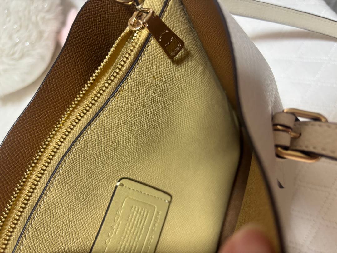 1/26迄限定値下げ‼️美品❣️COACH ホワイト 2wayバッグ