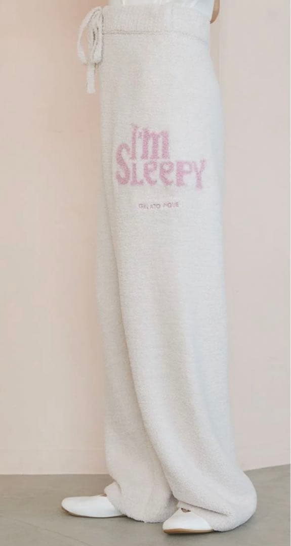 新品タグ付き　ジェラートピケ　パウダースリーピーロゴ　プルオーバー＆ロングパンツ