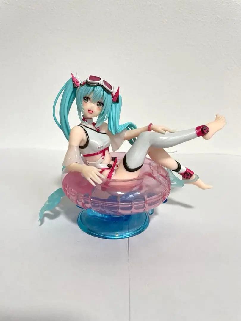 初音ミク フィギュア 12体まとめ売り - メルカリ