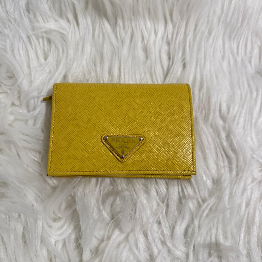 PRADA サフィアーノレザー 二つ折り財布 イエロー - メルカリ