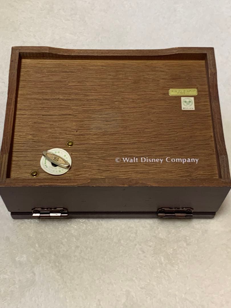 不思議の国のアリスジュエリーボックスオルゴール