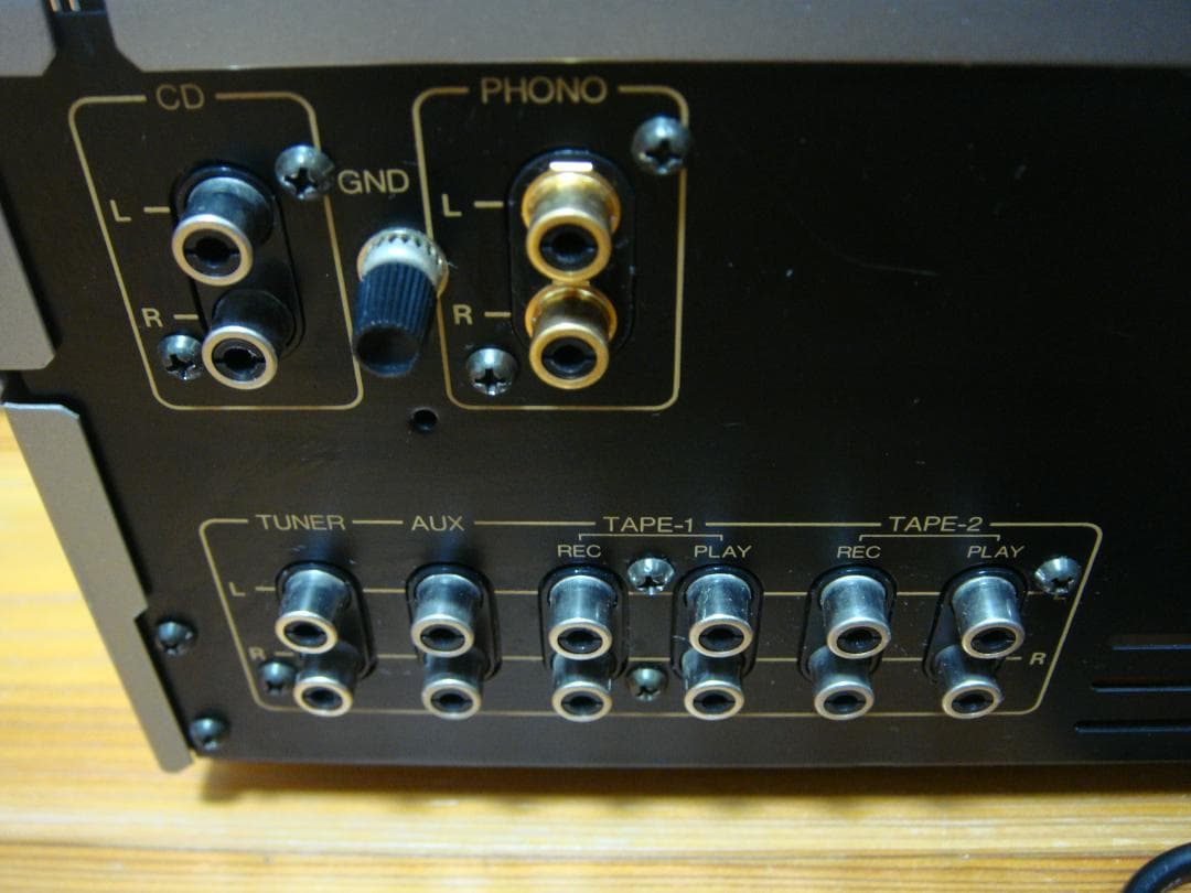 整備済 程度良 ONKYO オンキョーアンプ Integra A-817RX 銀