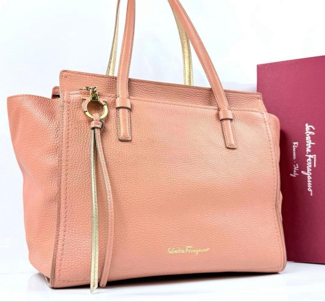 フェラガモ、エイミーピンク レザー トートバッグ