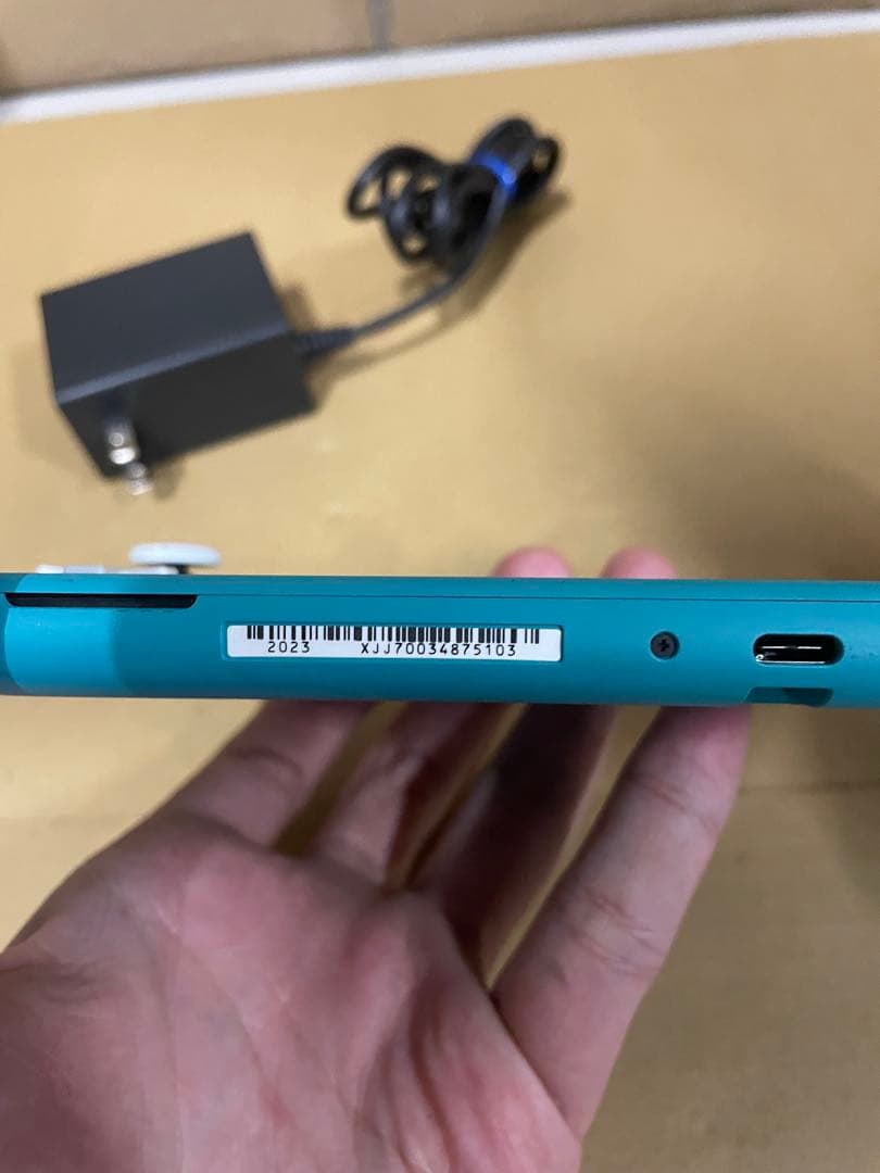 Nintendo Switch Lite まめきち&つぶきちアロハ柄～ 本体のみ