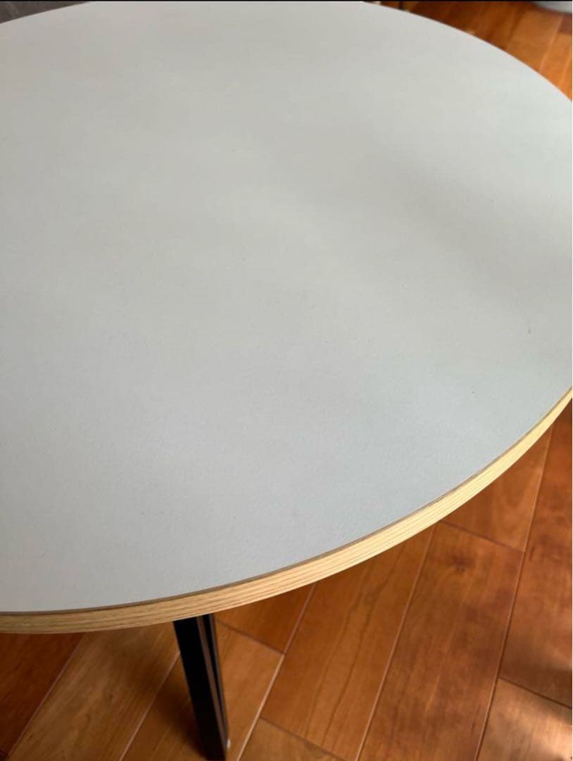 KANADEMONO(かなでもの) THE CAFE TABLE / リノリウム