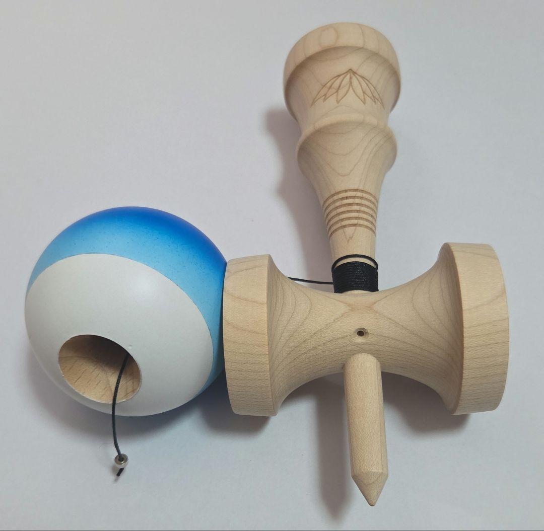 けん玉 LOTUS×HIGGS Sky Blue Lotus x Higgs - Sky Blue – Lotus Kendamas