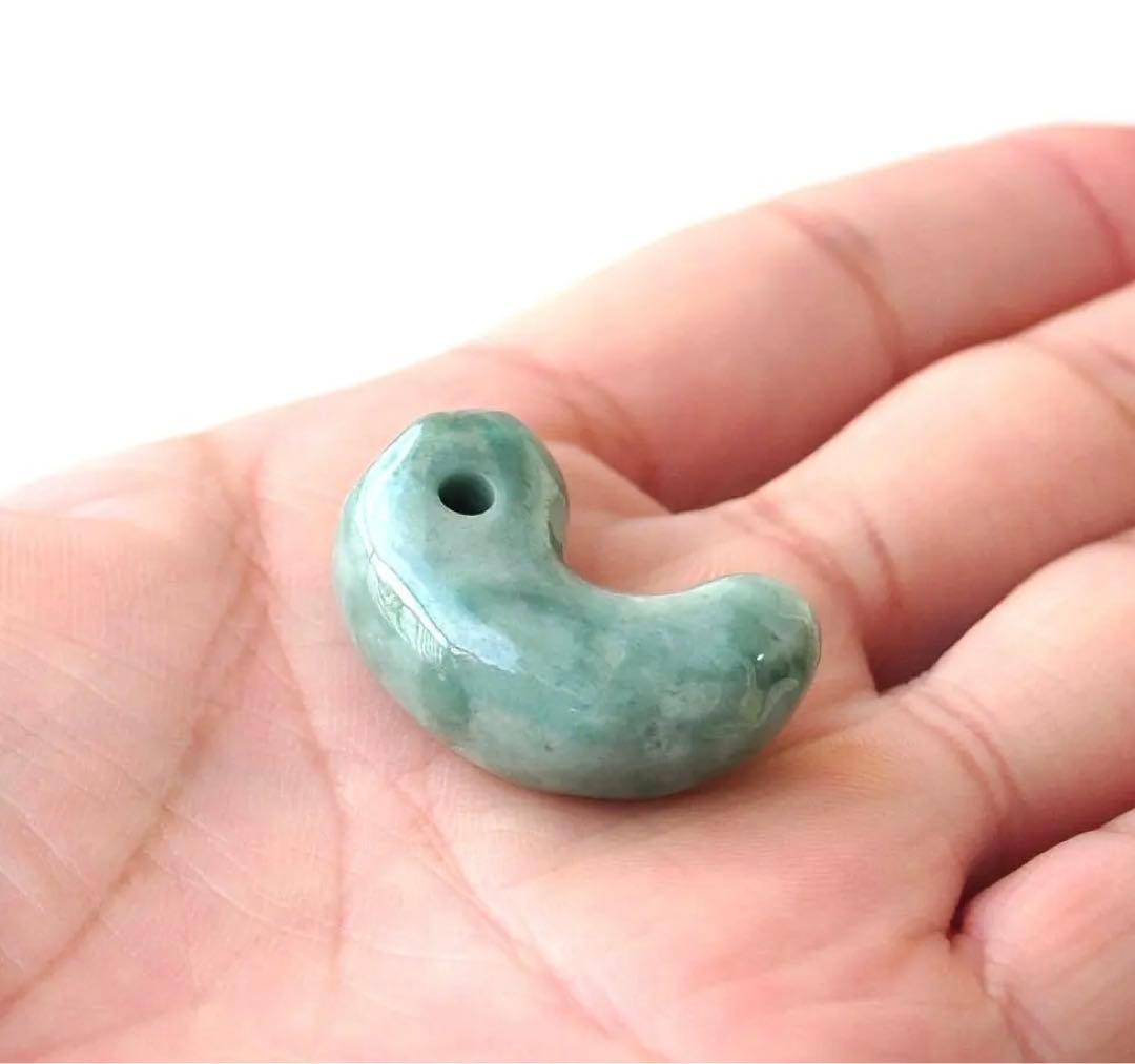 ☆超激レア!!☆完全別格品!!☆糸魚川翡翠☆超極上マーブル模様!!☆勾玉SSA