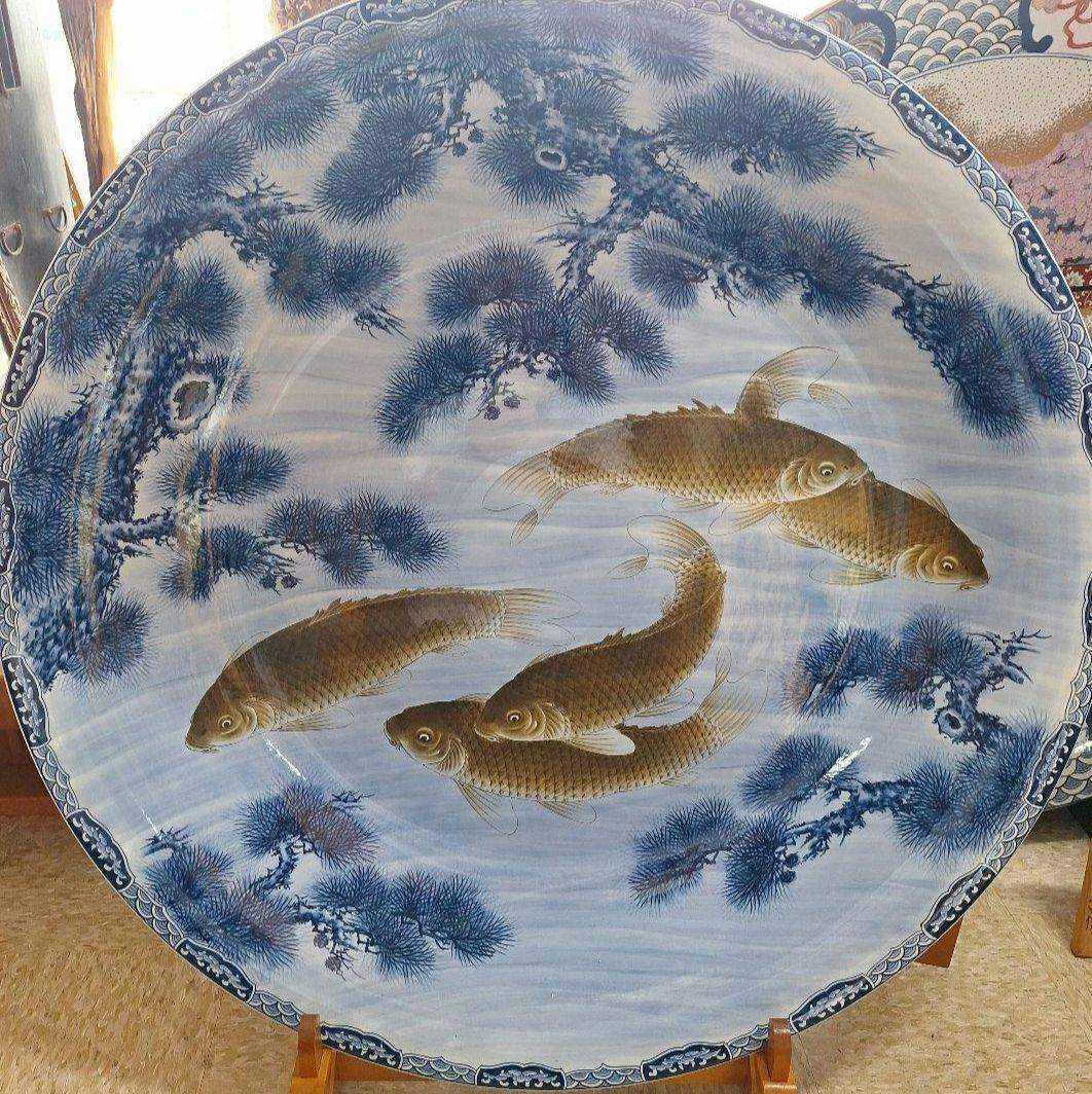 有田焼 染付松鯉絵三尺大皿 神右衛門 - メルカリ