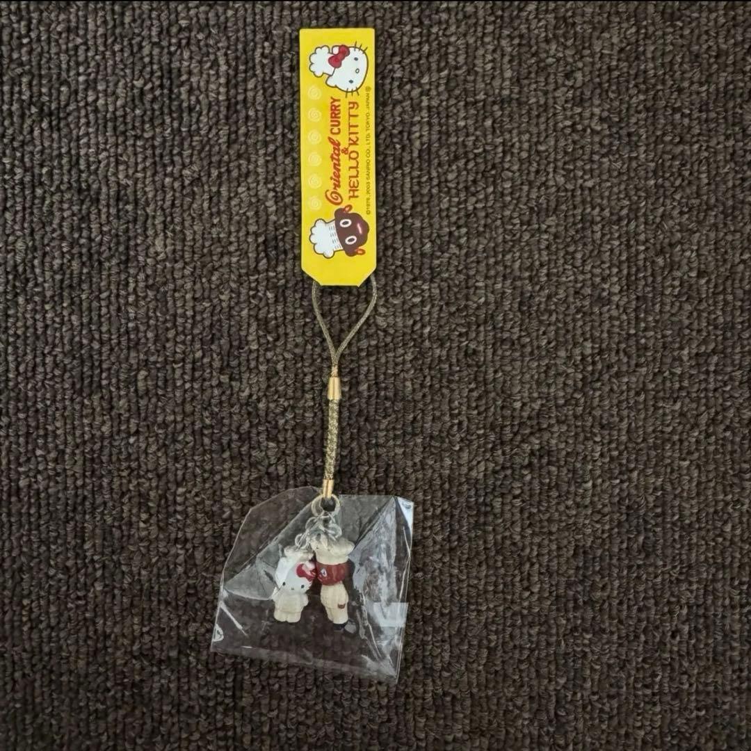 激レア！ハローキティオリエンタルカレーコラボとボンカレー根付けの2点セット