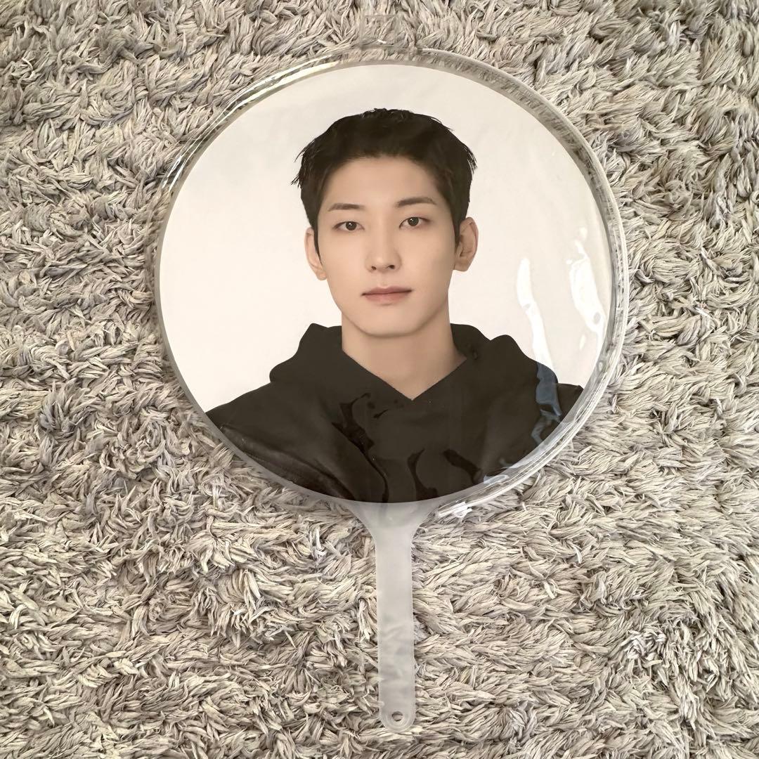 SEVENTEEN power of love ウォヌ うちわ seventeen WONWOO POWER OF