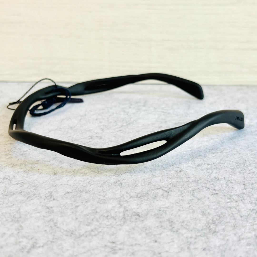 プラダ カチューシャ ヘアバンド　ブラック　ユニセックス　PRADA