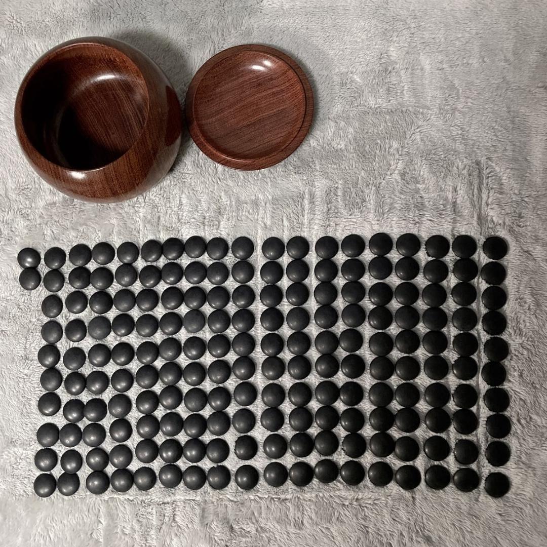 【碁笥付】蛤碁石30号 約8.2mm 那智黒石 白181個 黒182個