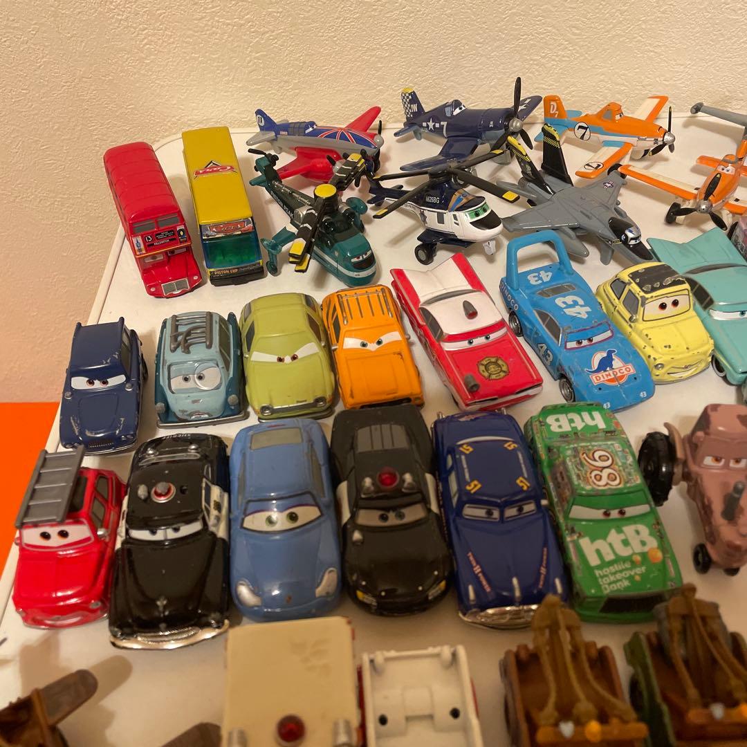 カーズ プレーンズ　トミカ　まとめ売り84台