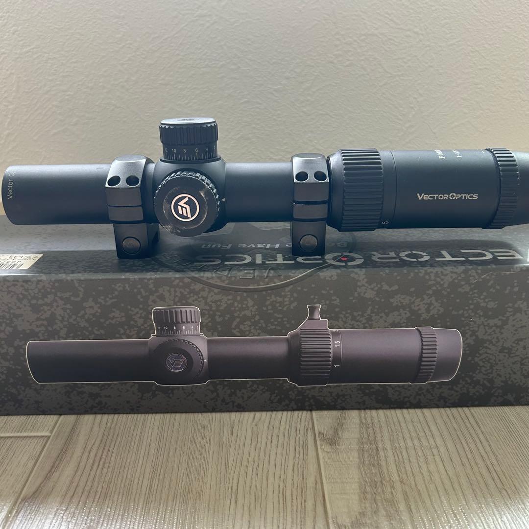 VECTOROPTICS スコープ Forester 1-5×24 Gen II