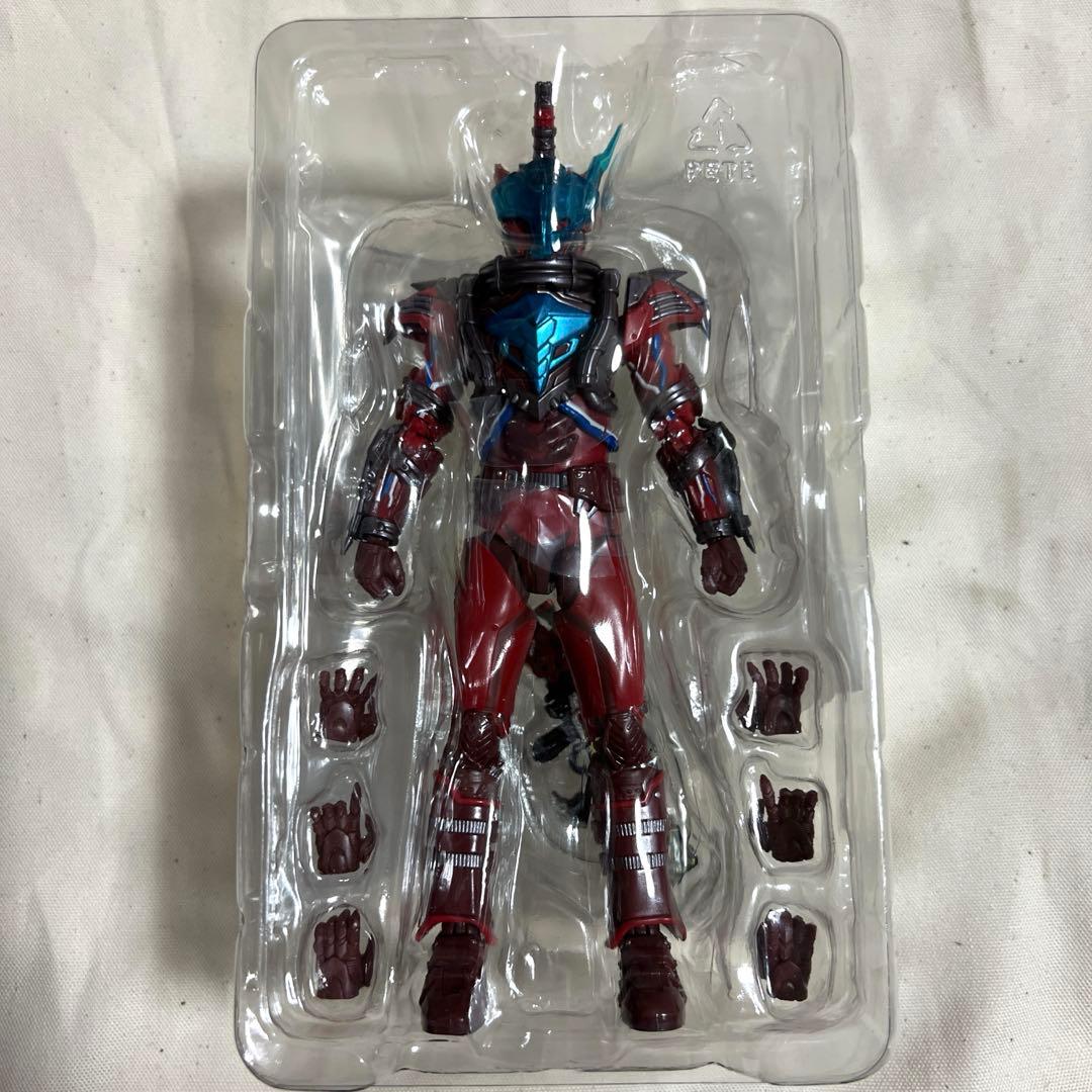 S.H.Figuarts 仮面ライダービルド ブラッドスターク