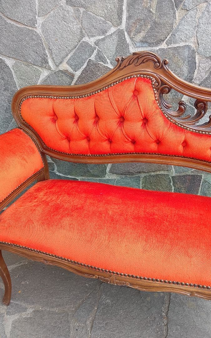 イギリスアンティーク ビクトリアンスタイル オレンジベルベットソファ