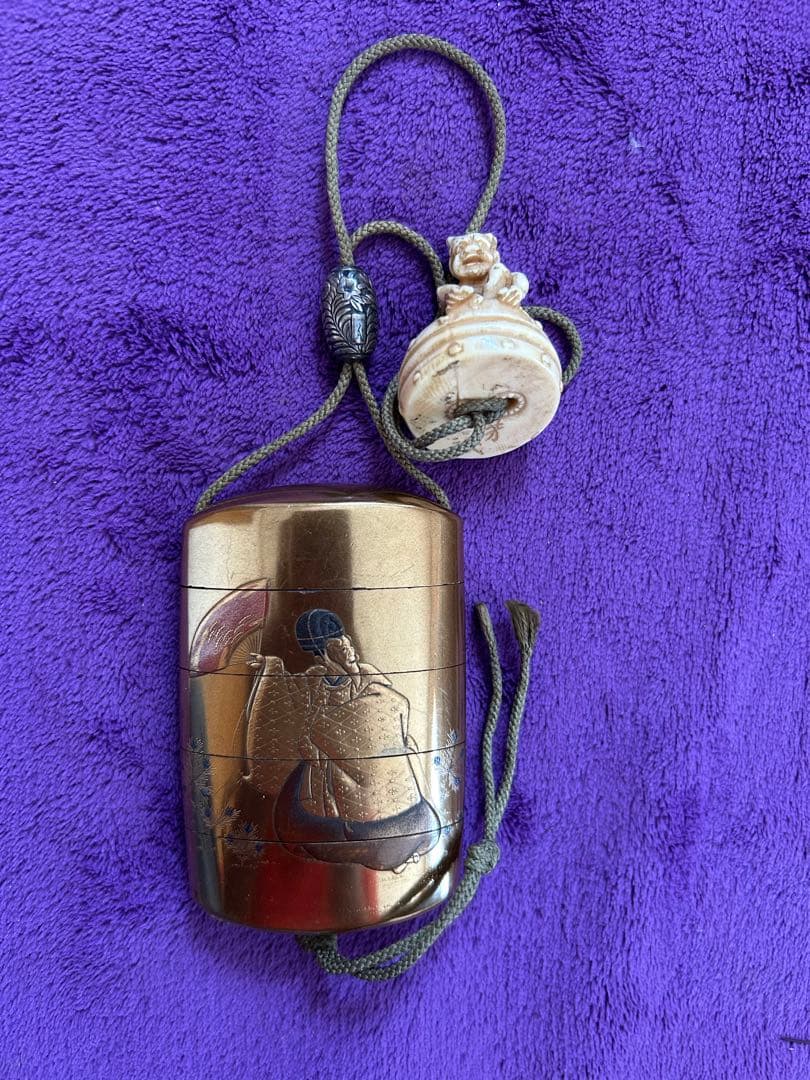 金色 漆器 印籠 根付 薬入れ 小物入れ オブジェ 金色 漆器 印籠 根付 薬入れ 小物入れ オブジェ 金色 漆器 印籠 根付