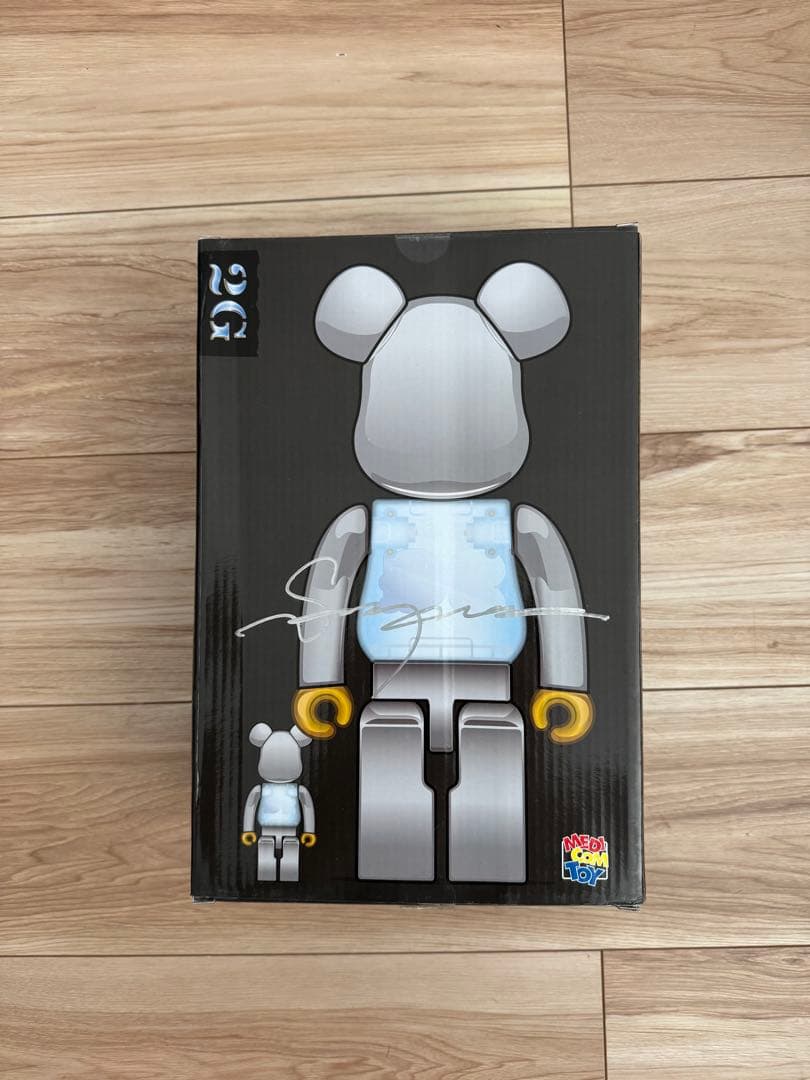 空山基 Bearbrick BE@RBRICK 400% サイン入り - メルカリ