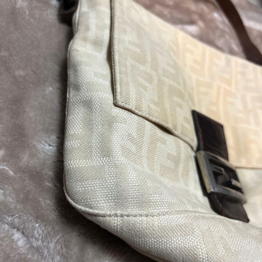 Fendi ベージュキャンバス ズッカ ハンドバッグ